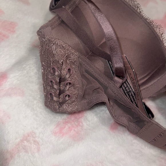 NWT Victoria's Secret Lace Bra in Mauve Purple - Picture 4 of 5